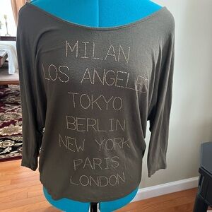 Forever 21 olive green  Graphic Relaxed T-shirt